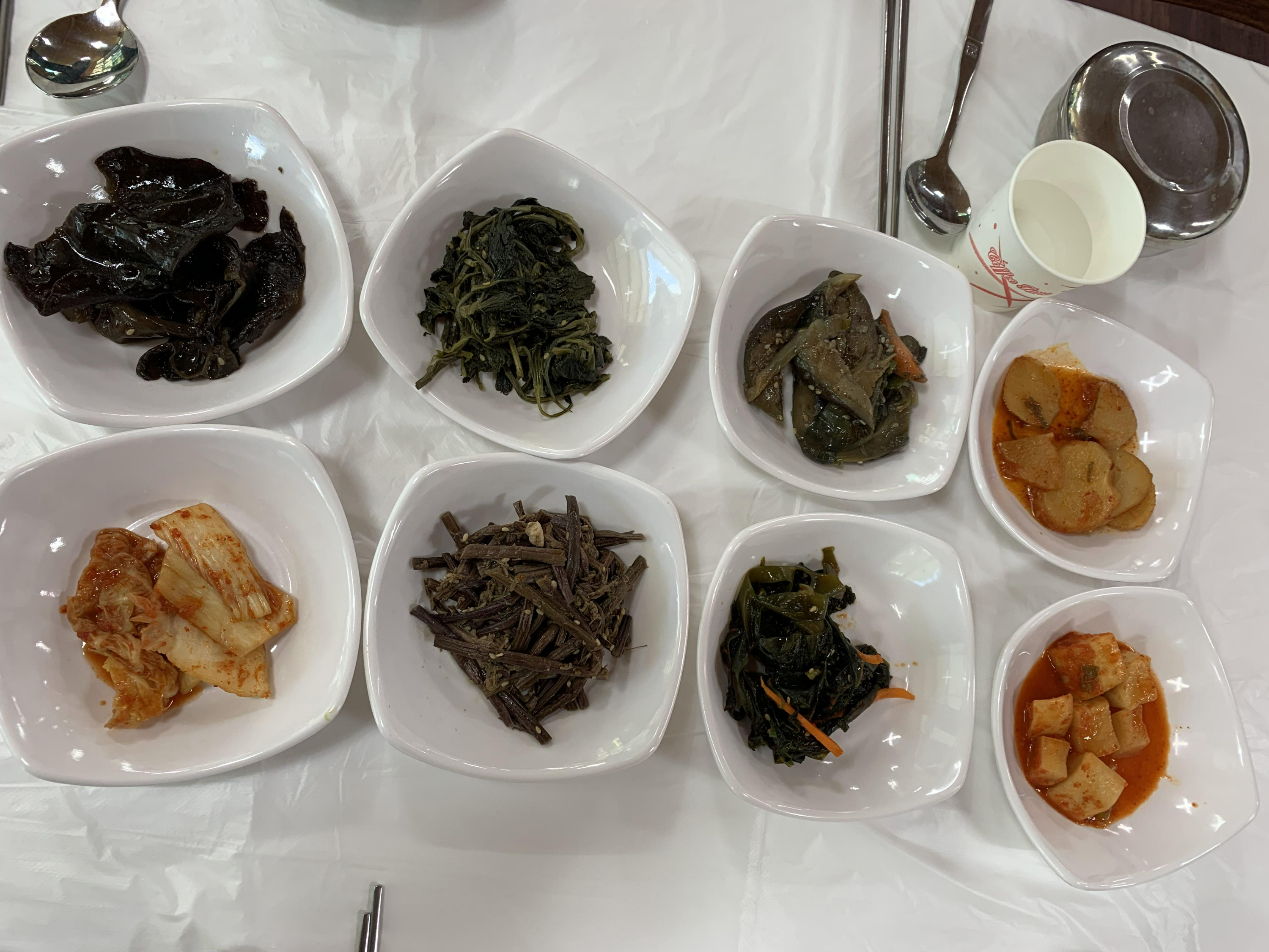 및 반찬 8가지