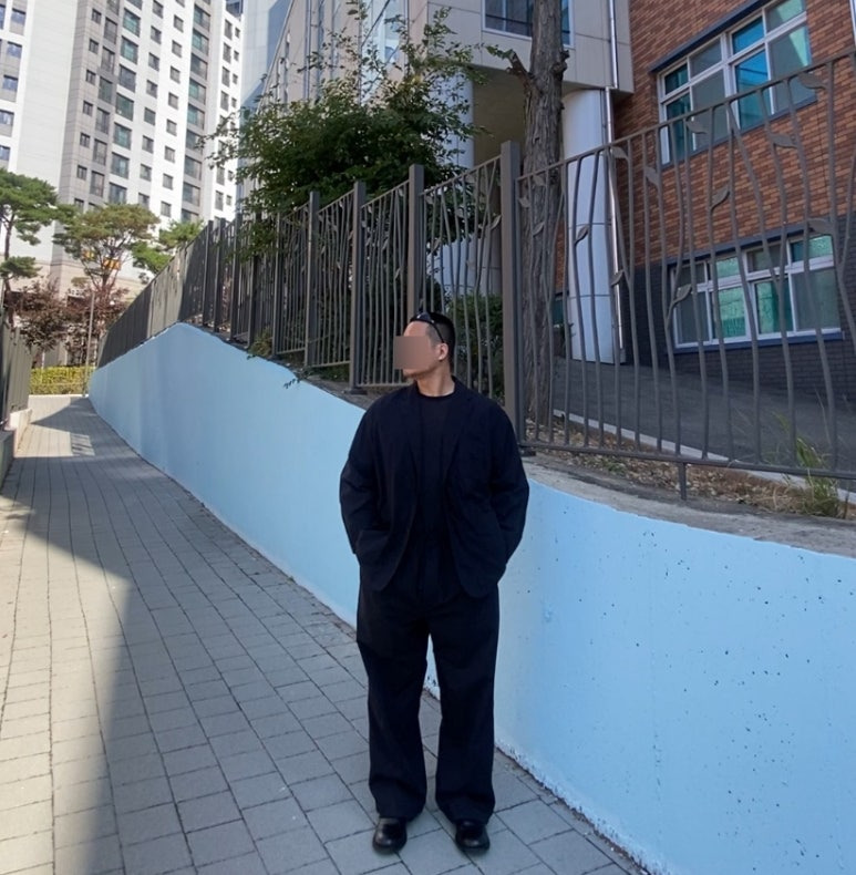 데일리룩('26. 10. 17.)오클리 선글라스 아이자켓 리덕스, 지유 X 엔지니어드 가먼츠 코드레인 재킷 팬츠 셋업, 어커버 티셔츠, kinch!킨치 shower 808 더비슈즈
