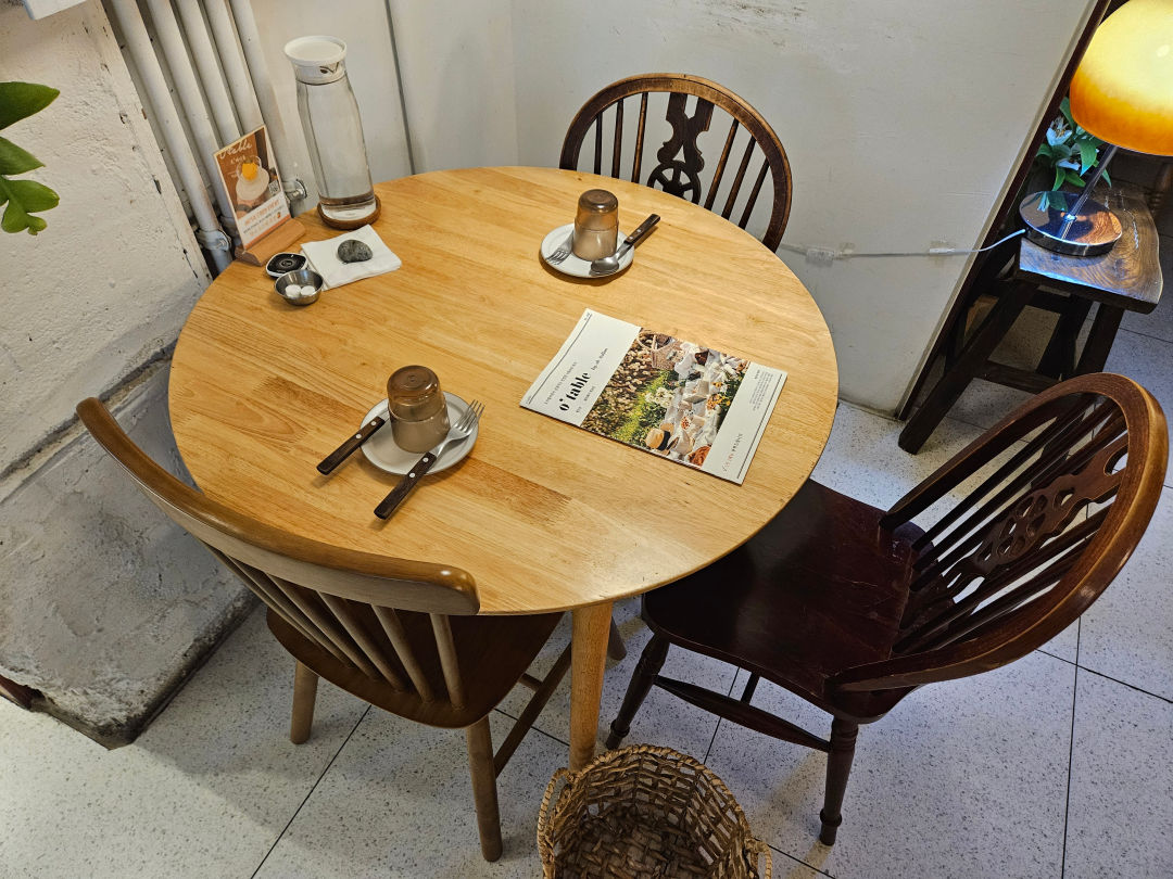 행궁동 오테이블 분위기