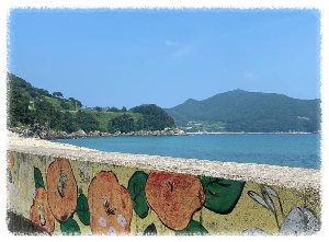천하몽돌해변