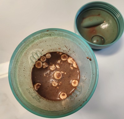 쉐이크베이비마시멜로초코와물