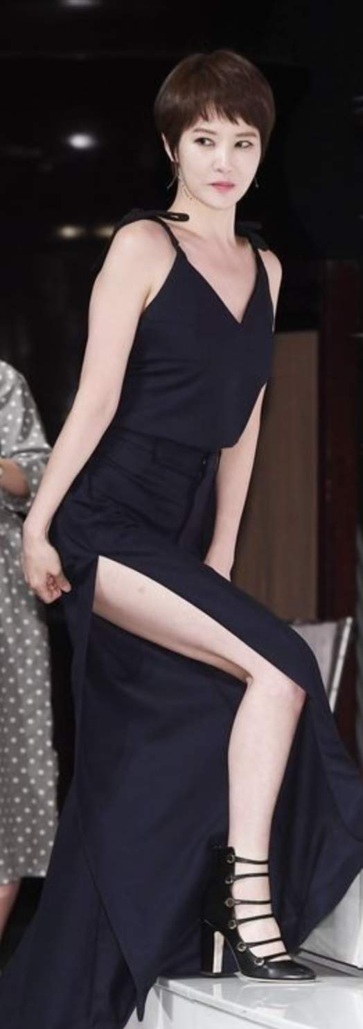 김선아 각선미