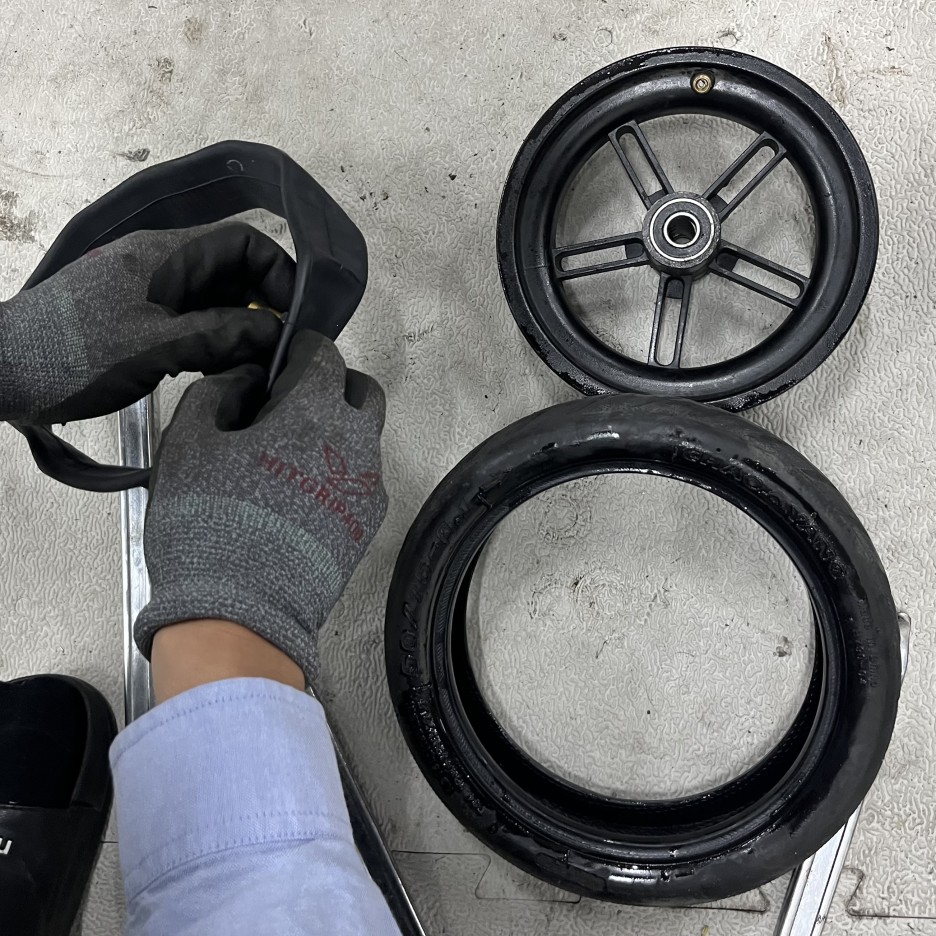 수원 전동킥보드 수리 - 에코드라이브 타이탄Z 타이어 펑크 교체 AS 동탄 용인 안양 안산