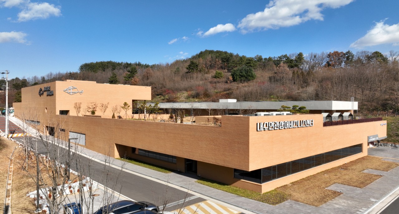 2025 경북 건축문화상 대상 상주 내수면관상어비즈니스센터 외관