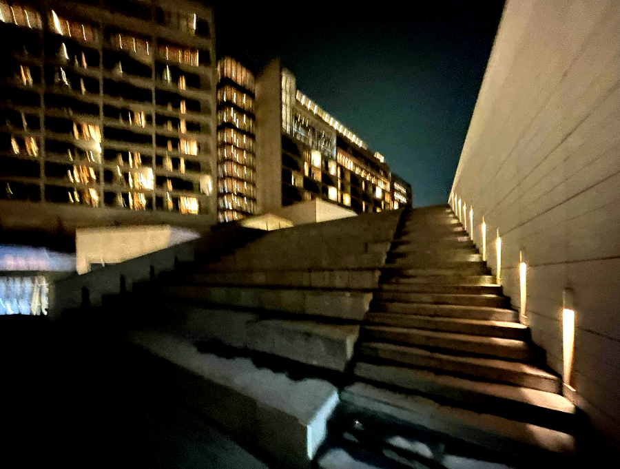 기장 아난티 앳 부산 코브 바닷가 조망계단