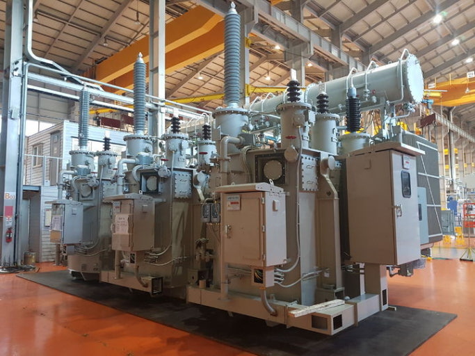 초고압변압기 사진