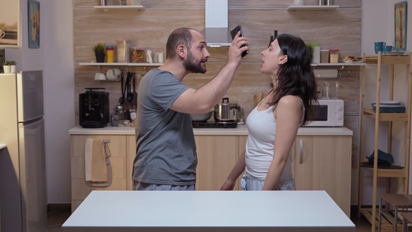 소시오패스 뜻 이미지 입니다.