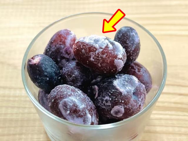 얼린 포도 하얀가루 곰팡이 먹어도 되나요