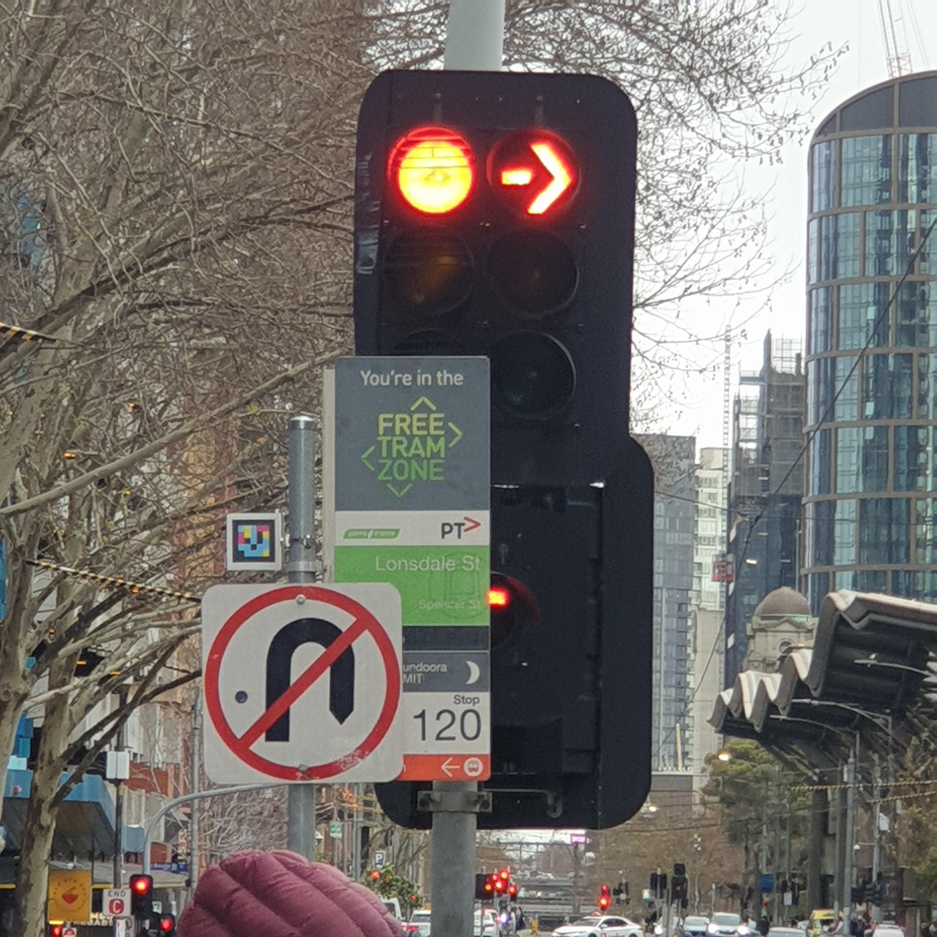 myki 카드부터 무료 트램까지, 멜버른 교통수단 완벽 가이드_트램_무료 트램 존 표지