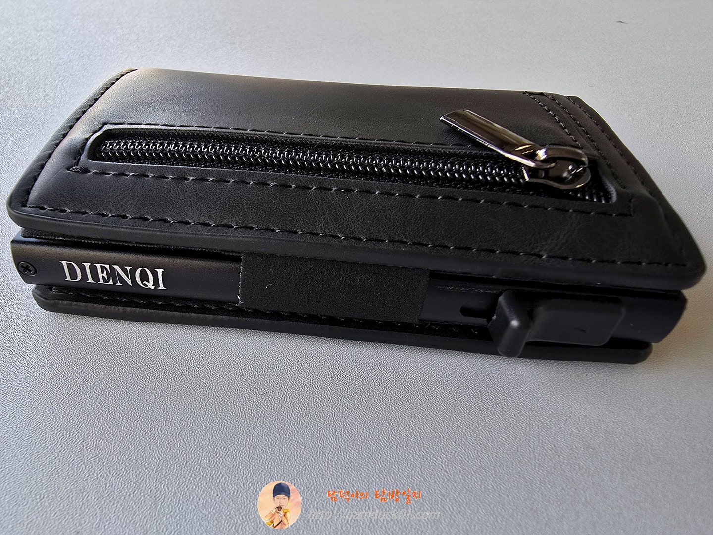 마그네틱 신용 카드 소지자 럭셔리 남성용 지갑 Rfid 차단 팝업 미니멀리스트 지갑 가죽 은행 카드 소지자 케이스 Vallet for Men