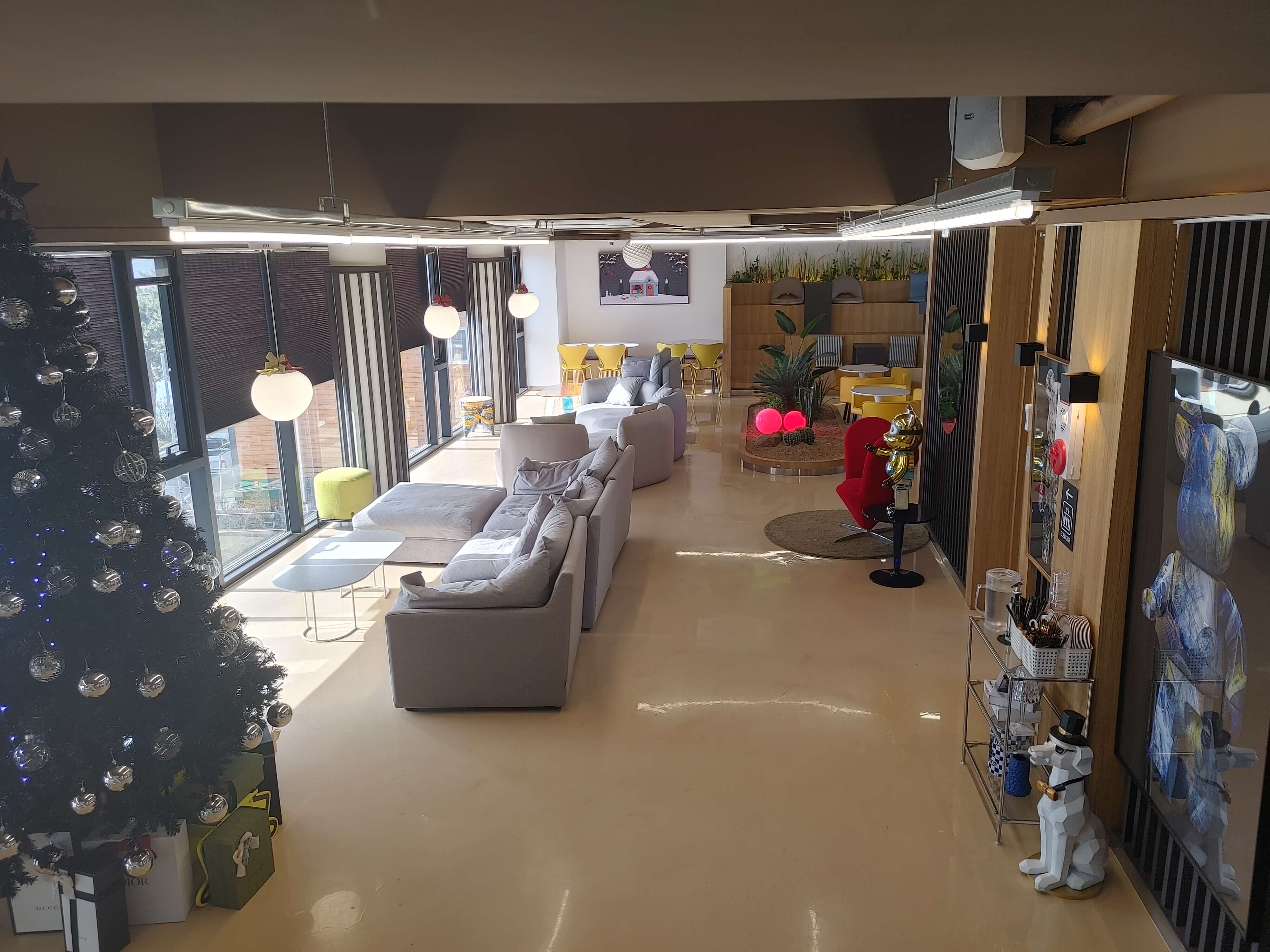 김해_강변뷰카페_라인25_3층