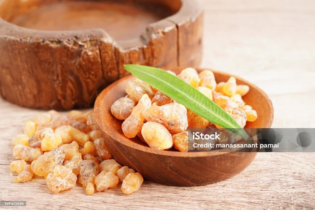 보스웰리아 효능 7가지, 섭취 방법과 섭취시 주의점 확인