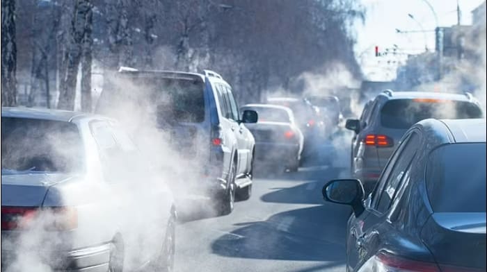 영국 정부, 대기오염 치매의 원인 첫 공식 인정 VIDEO: Air pollution 'IS causing dementia'