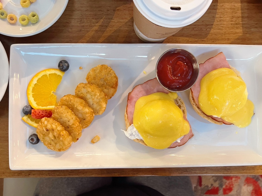 A la carte breakfast menu at Delta Hotels London Armouries