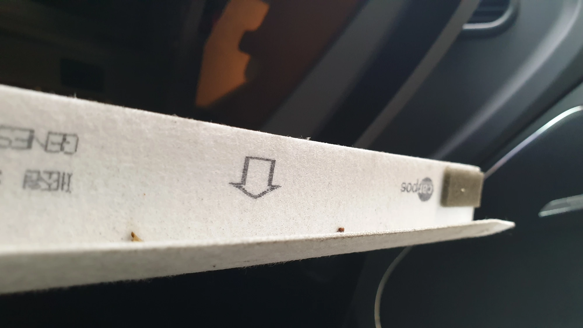 실내공기필터 끼우는 방향