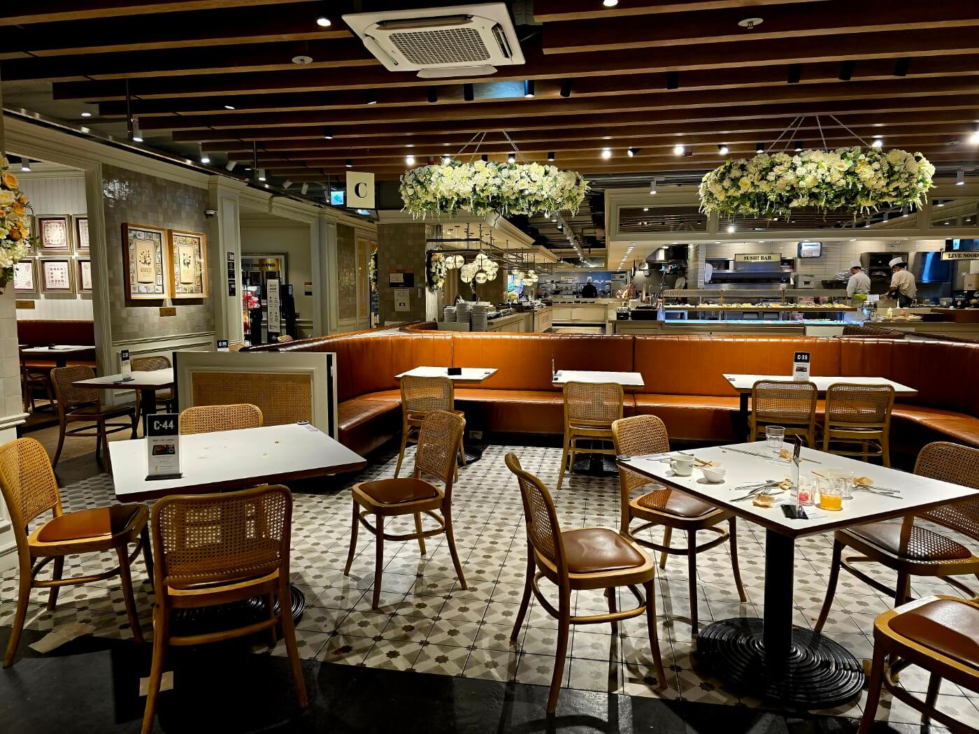 애슐리퀸즈 NC대전유성점