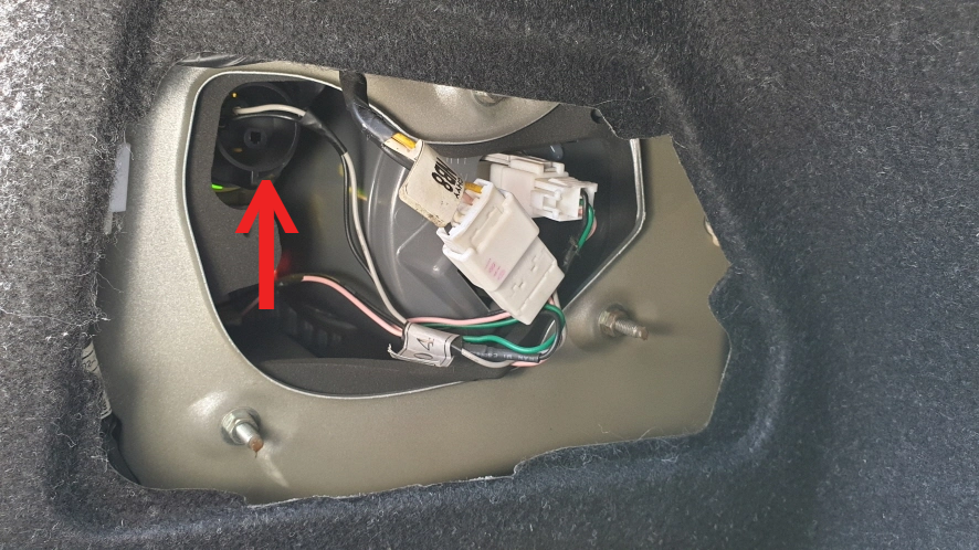 후방 깜빡이 전구 위치