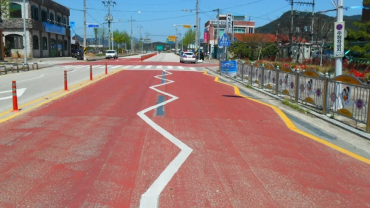 지그재그 차선 / 사진