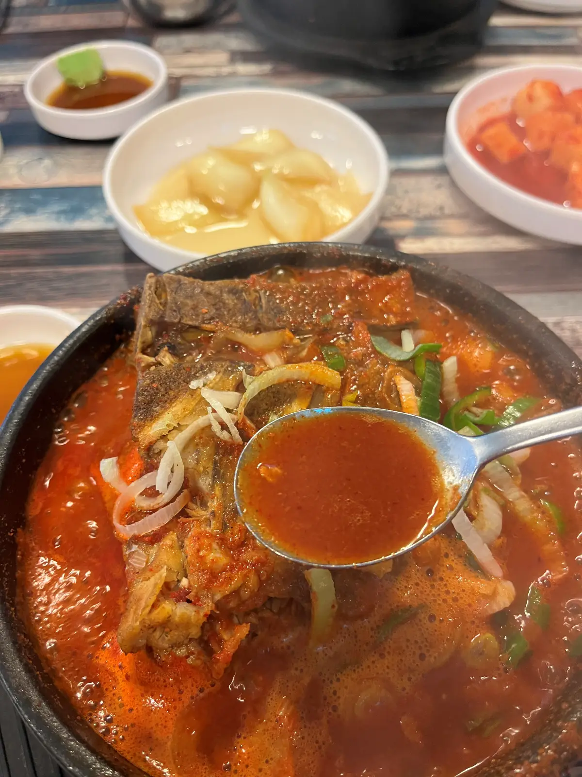오산-얼큰이해장국-국물
