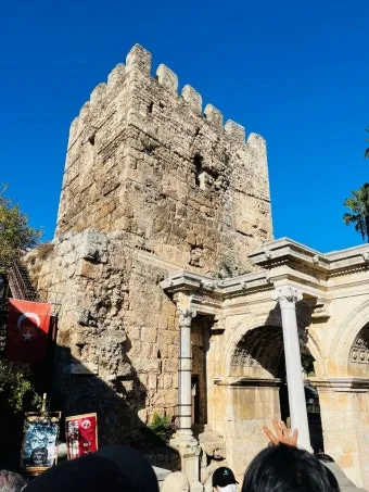 튀르키예 안탈리아 11월 날씨와 옷차림 추천_24