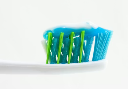 트리클로산 치약