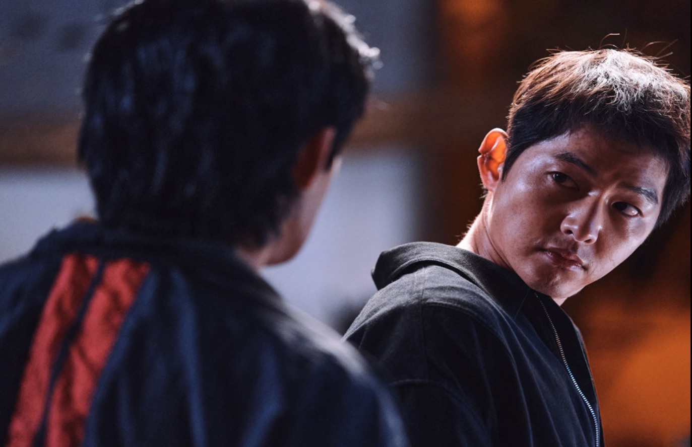 화란 출연진 송중기 사진