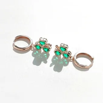 피부과 전문의가 알려주는 초록색 귀걸이 대처법에 대해_21