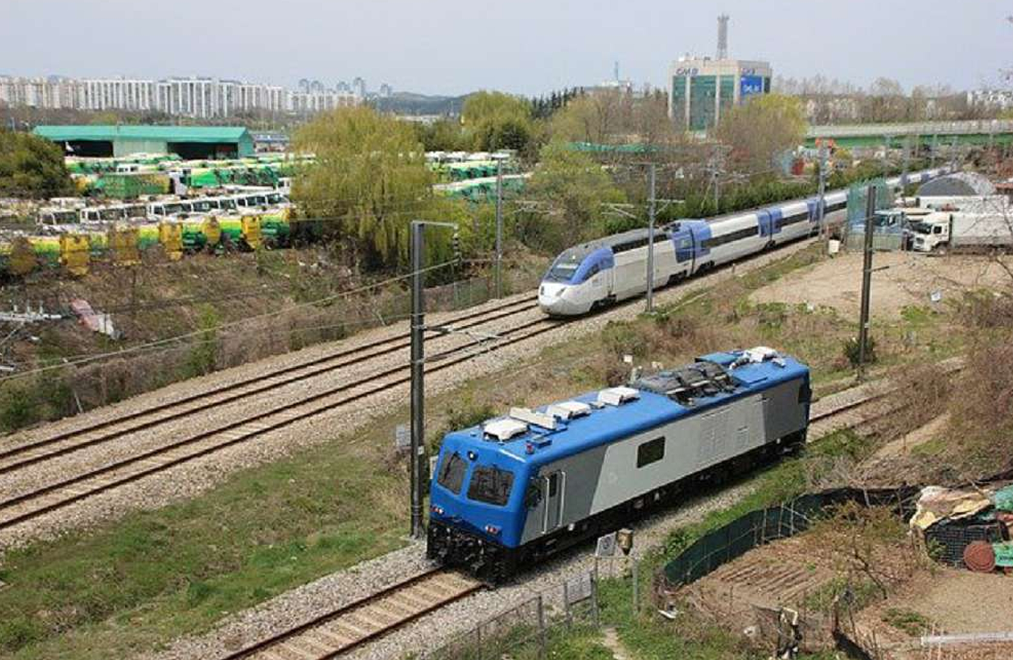 철로를 달리는 새마을호