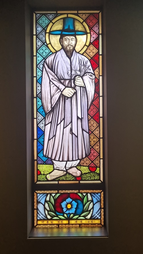 대구 관덕정 성지에 있는 이윤일 요한 성인 스테인드글라스입니다.