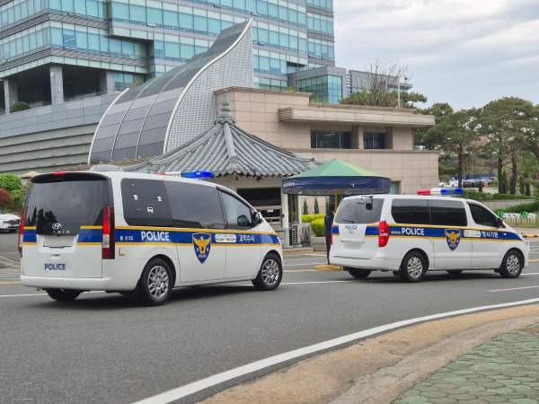 HD현대중공업 압수수색 전격 개시: 홍범도함 잠수함 화재 사망사고의 법적 쟁점과 중대재해처벌법 적용 가능성 분석
