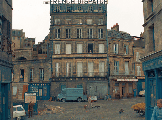 프렌치-디스패치-배경