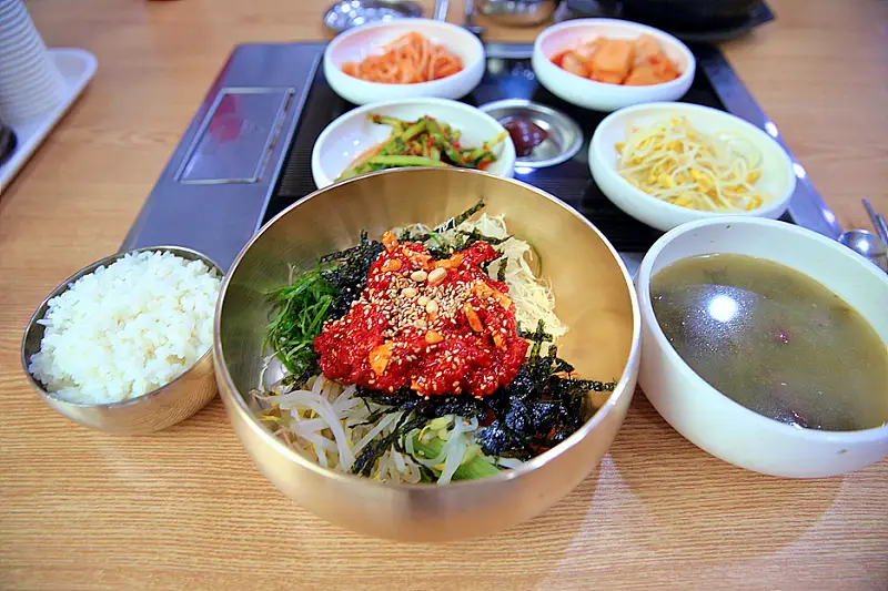 촬영 장소 우리 캠핑 왔어요 공주 한옥마을, 한우 육회알밤비빔밥 선지해장국 현지인 맛집 식당, 농원 농장 체험 오토 캠핑 가볼만한 곳 추천