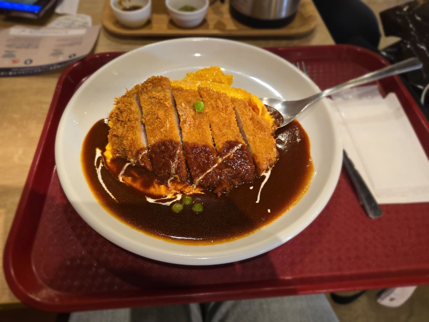 아카렌가창고에서 먹은 오므라이스
