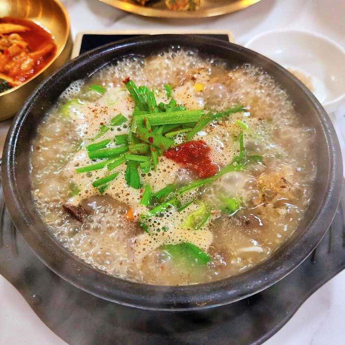 생방송투데이 경기 광주 장지동 고사리 얼큰 순대국 눈꽃 차돌 곱창 순대전골 맛집