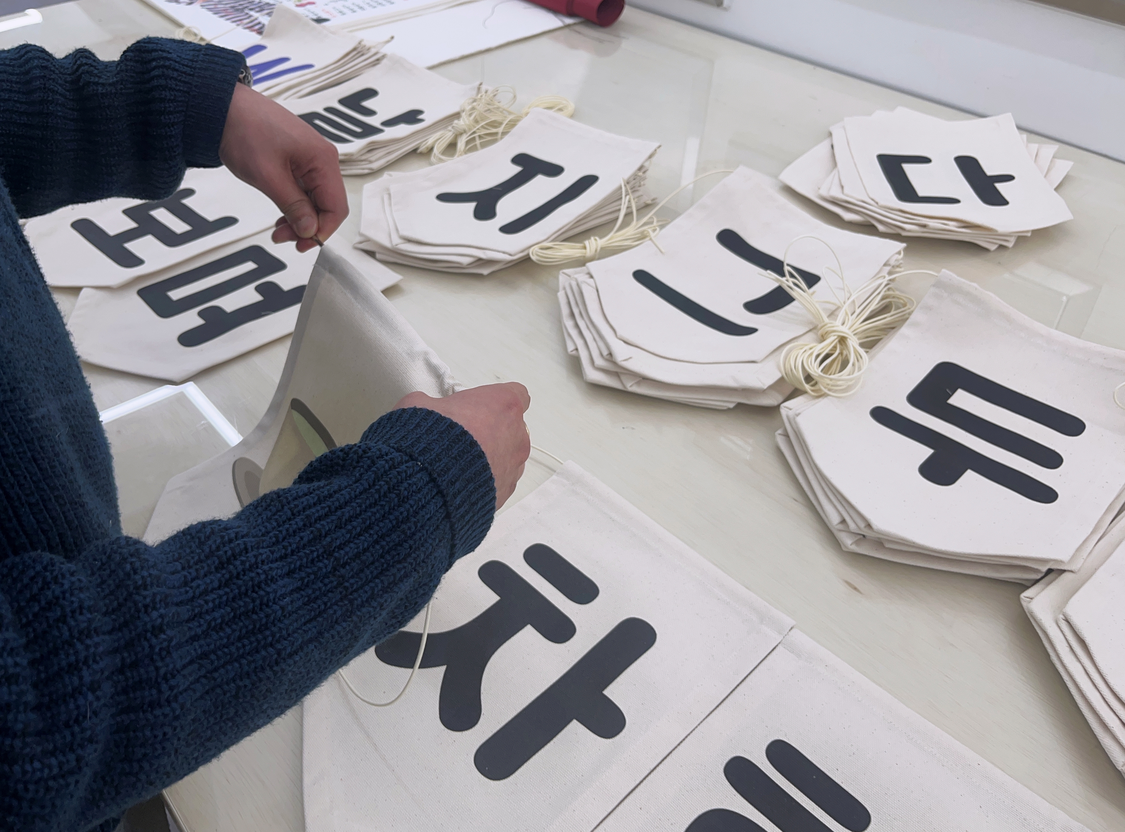 패브릭가랜드 가랜드만들기 가랜드제작 가랜드주문제작 행사가랜드 이벤트가랜드 포토존가랜드 인테리어소품