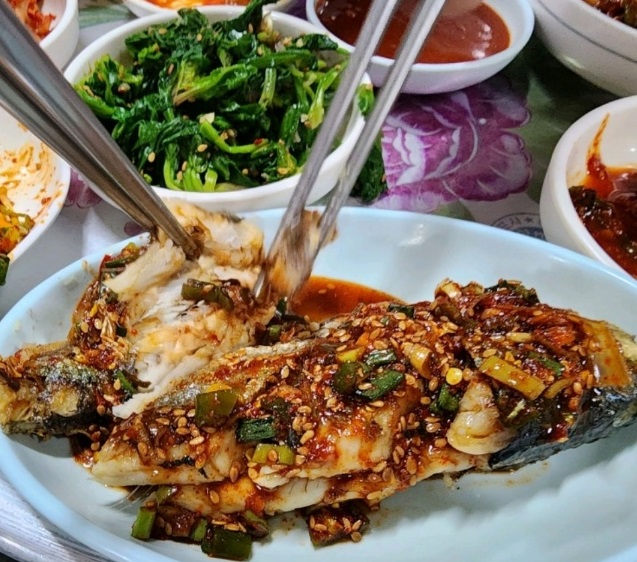 한국기행-고성-희순할매-회백반-8천원