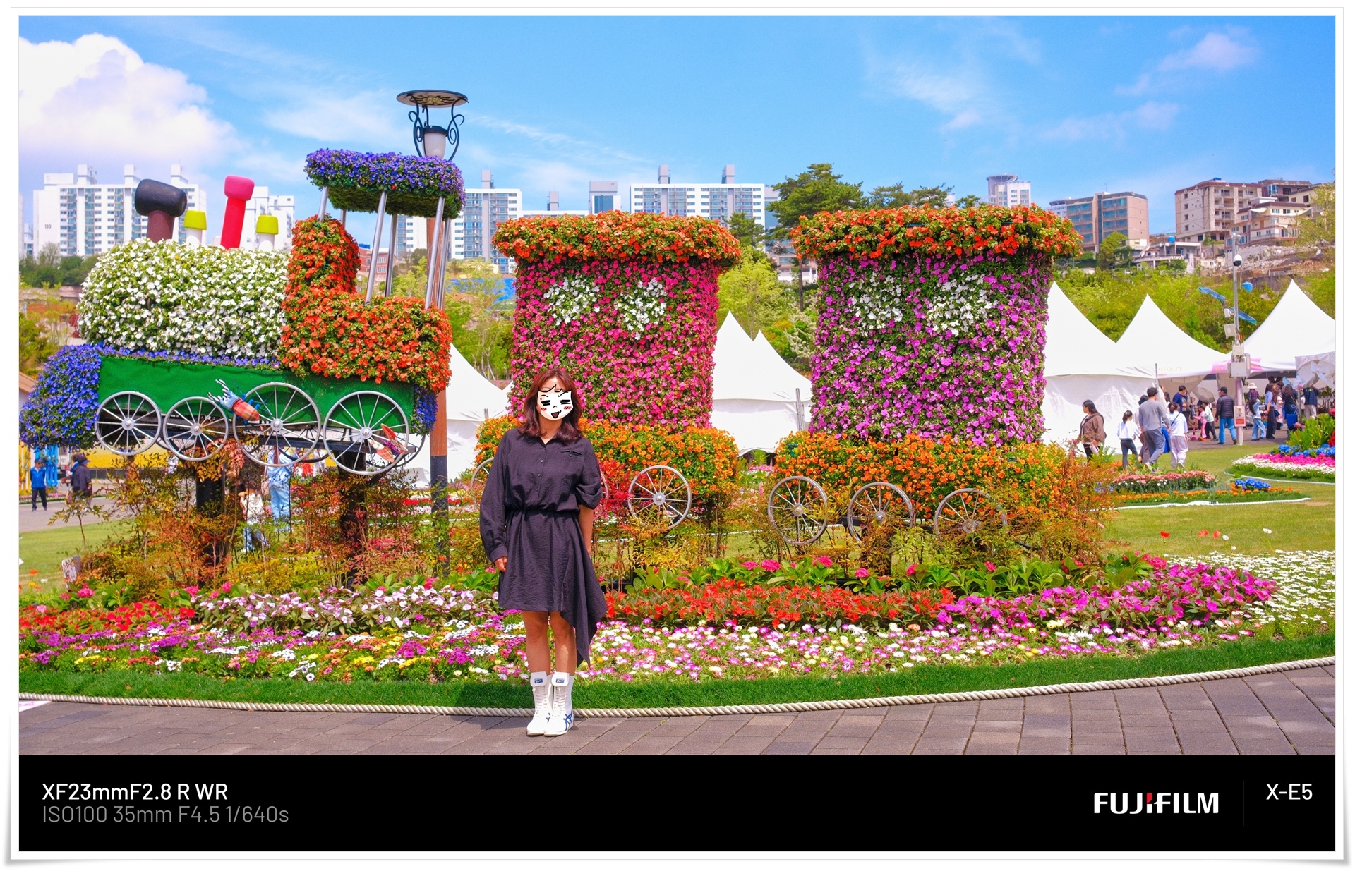 부산 봄꽃전시회 포토존 꽃기차