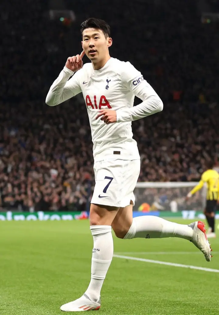 토트넘을-대표하는-손흥민-선수-사진