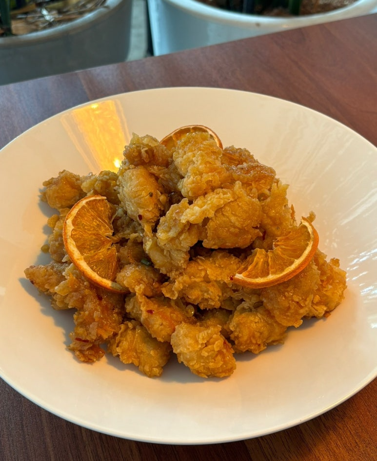 이태원 비건식당 카무플라주 (오렌지 치킨)
