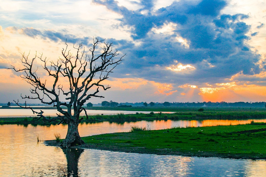 미얀마 섬 해변 사진