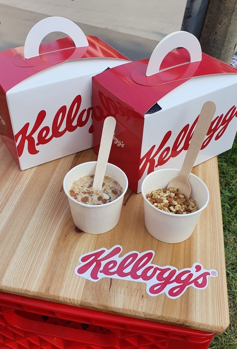 연희동-켈로그-오트로드-리얼그래놀라-크런치오트