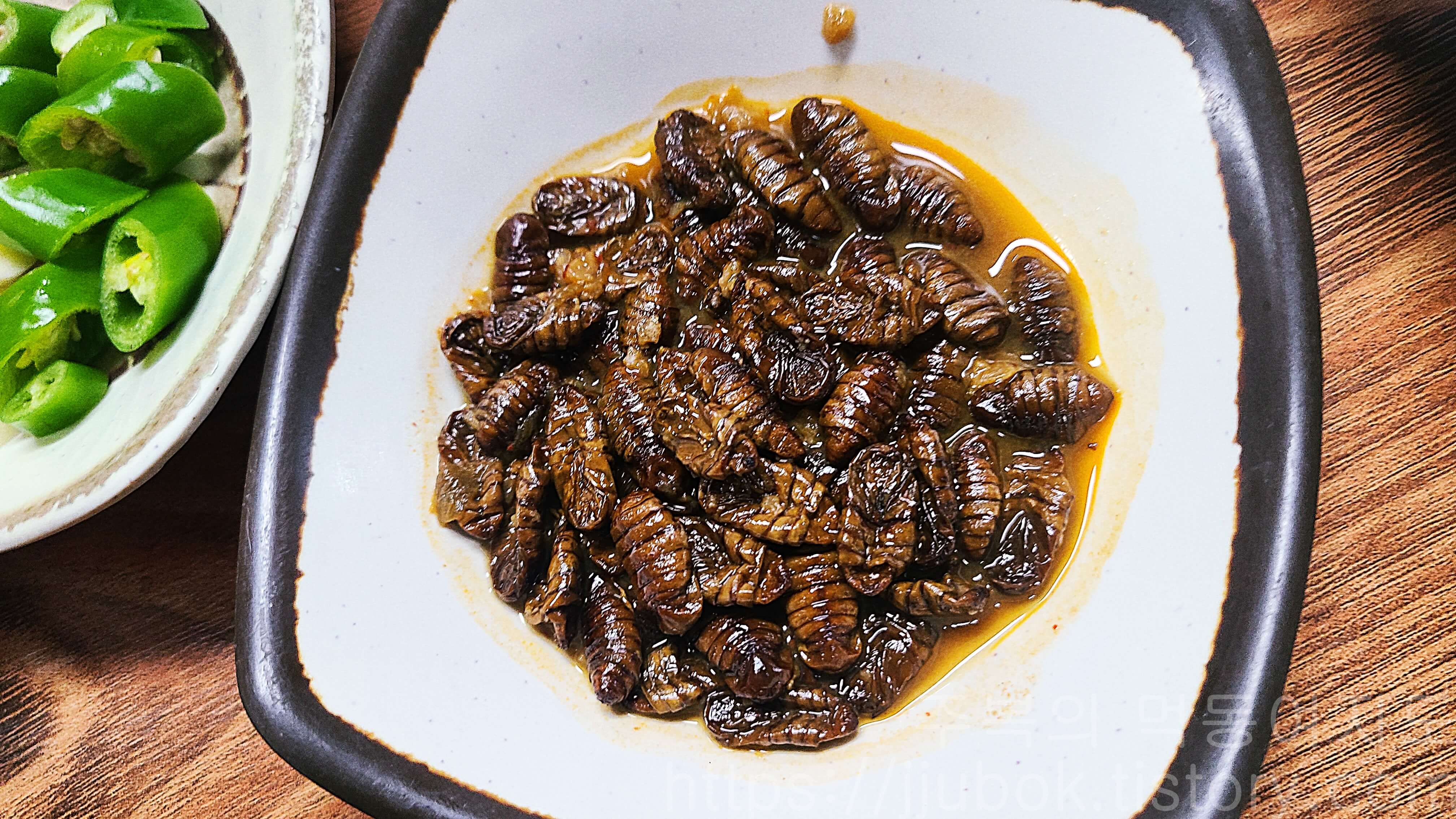 인천-작전동-싱싱활어-종합어시장-밑반찬-번데기