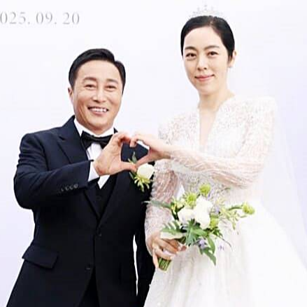 개그맨-김병만-아내-현은재