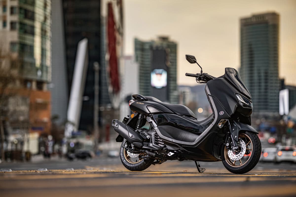 PCX와 NMAX 배달 비교 분석: 어떤 스쿠터가 더 효율적인가