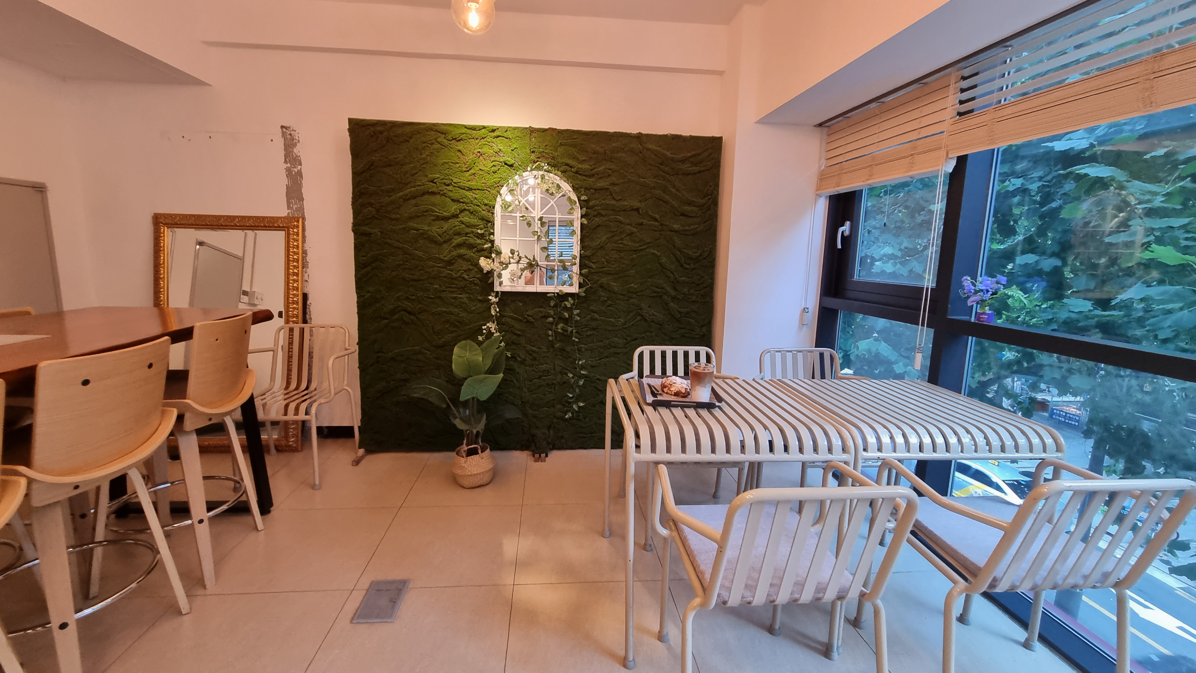 다리치_커피_내부_5