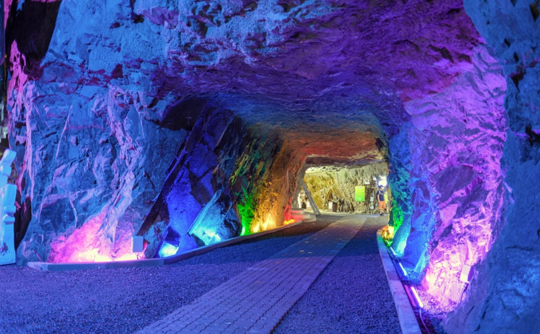 자수정 동굴나라