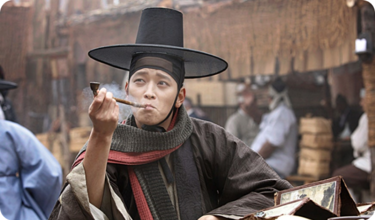 영화 전우치의 한 장면