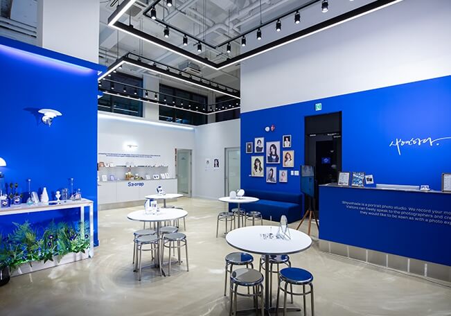 시현하다-홍대-스페이스