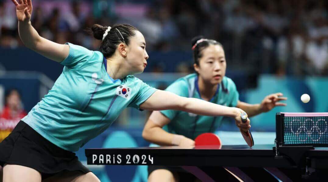 리시브하는 전지희