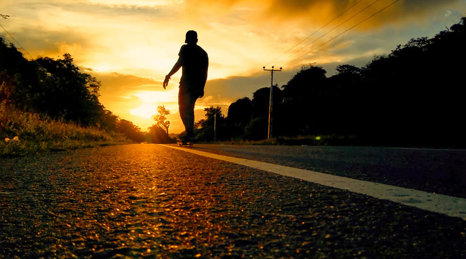 공원 내 스케이트 파크나 자전거 도로